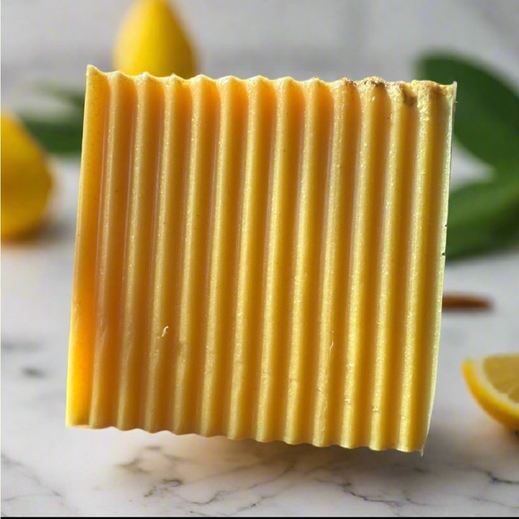 Turmeric Soap Bar + Facial Exfoliating Tool - Picture 4 of 8